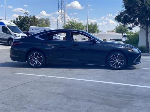 2024 Lexus ES 350 Luxury
