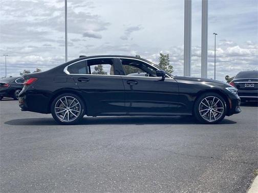 2021 BMW 330 330i