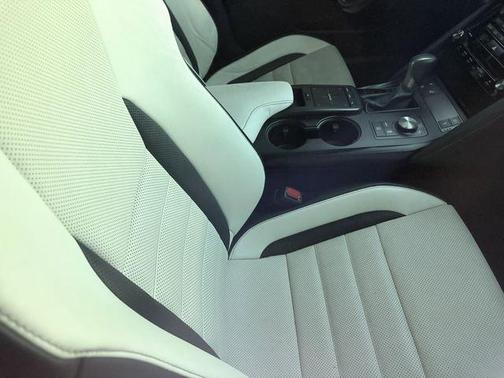 2022 Lexus IS 350 Base