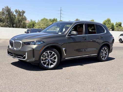Manhattan Green Metallic 2026 BMW X5 sDrive40i