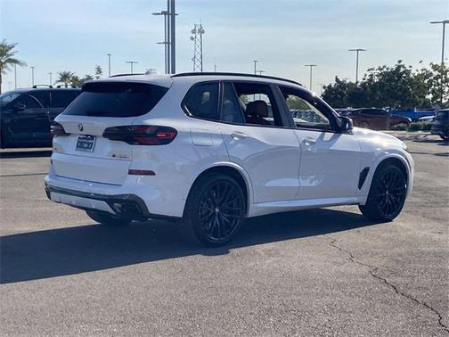 2026 BMW X5 M60i
