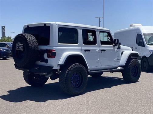 2024 Jeep Wrangler 4-Door Sahara 4x4