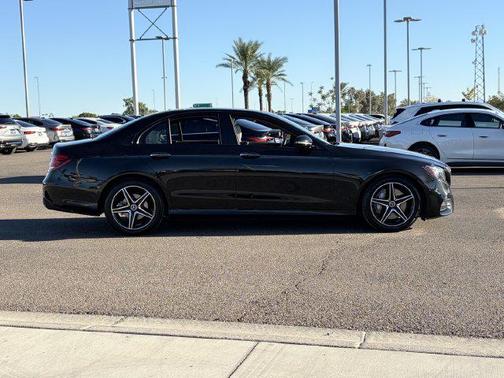 Obsidian Black Metallic 2020 Mercedes-Benz E-Class 4MATIC