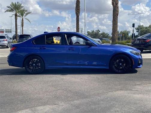 2022 BMW 330 330i