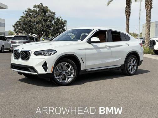 Mineral White Metallic 2025 BMW X4 xDrive30i
