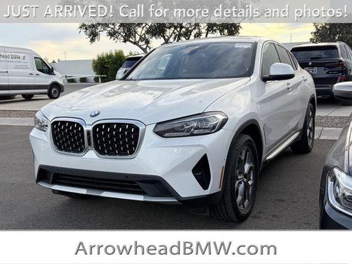 Mineral White Metallic 2025 BMW X4 xDrive30i