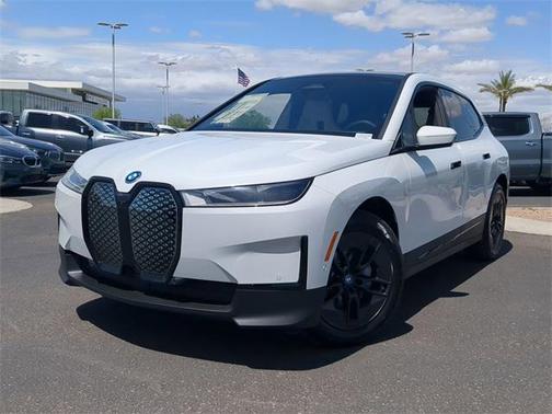 2025 BMW iX xDrive50