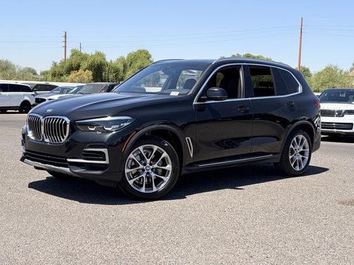 Black Sapphire Metallic 2023 BMW X5 sDrive40i