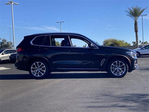 Black Sapphire Metallic 2023 BMW X5 sDrive40i