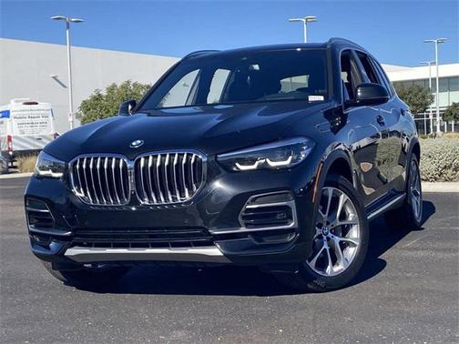 Black Sapphire Metallic 2023 BMW X5 sDrive40i