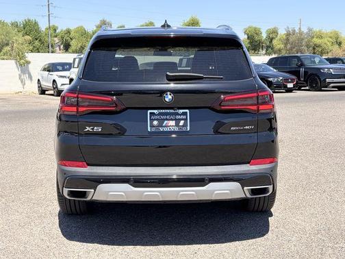 Black Sapphire Metallic 2023 BMW X5 sDrive40i