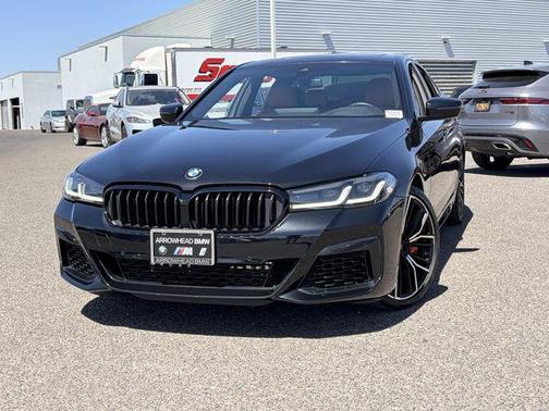 Black Sapphire Metallic 2023 BMW 540 i