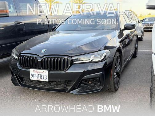 Black Sapphire Metallic 2023 BMW 540 i