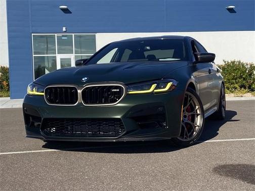 Photo 3 of 33 of 2022 BMW M5 CS
