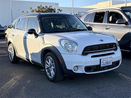 2015 MINI Countryman Cooper S