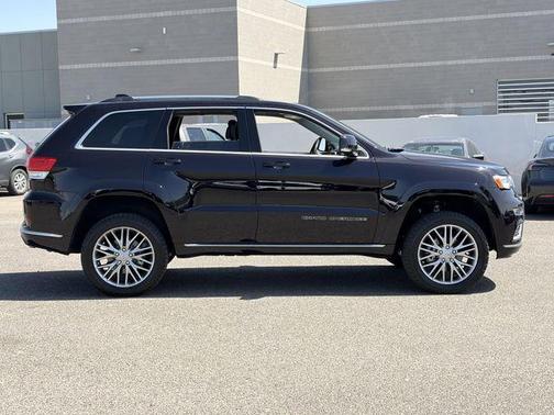 Sangria Metallic Clearcoat 2018 Jeep Grand Cherokee Summit