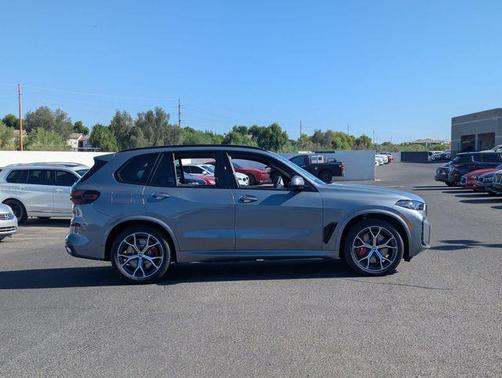 Skyscraper Grey Metallic 2026 BMW X5 PHEV xDrive50e