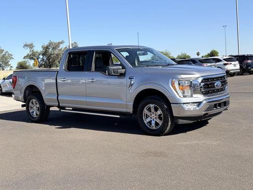 ICONIC SILVER METALLIC 2022 Ford F-150 XLT