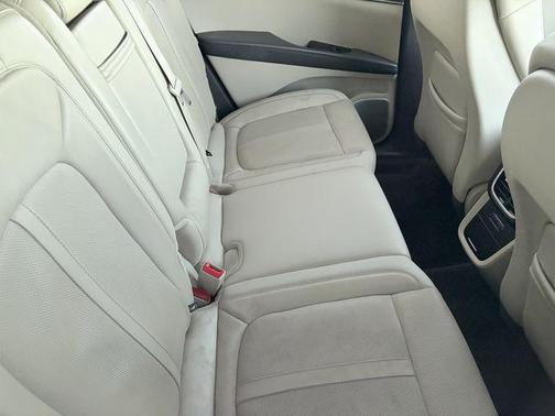CERAMIC PEARL MET TRI-COAT 2019 Lincoln Nautilus Reserve