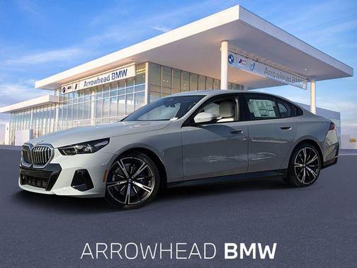 Brooklyn Grey Metallic 2026 BMW 530 530i