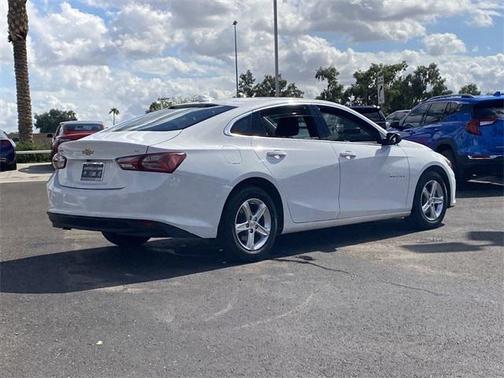 2022 Chevrolet Malibu FWD LT