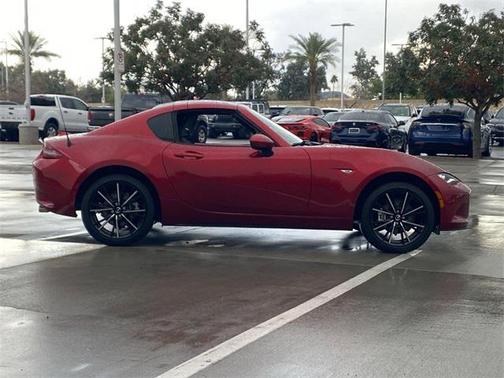 2025 Mazda MX-5 Miata RF Grand Touring