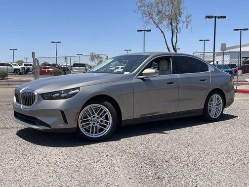 Oxide Grey Metallic 2025 BMW 530 530i