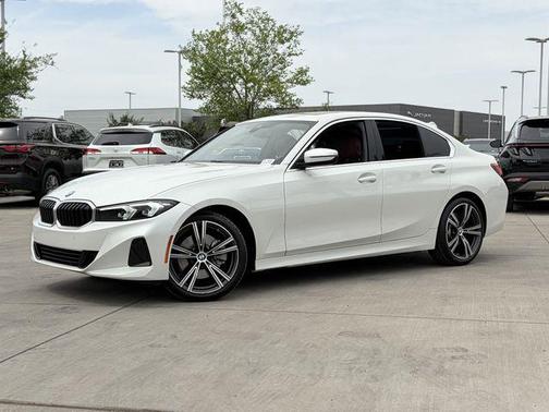 Mineral White Metallic 2024 BMW 330 330i