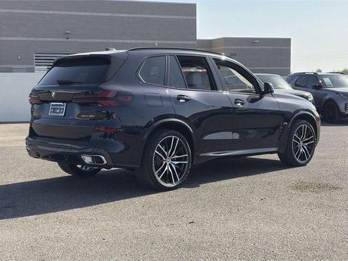 Carbon Black Metallic 2026 BMW X5 sDrive40i