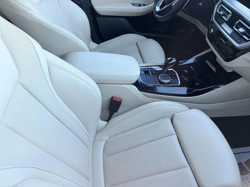 Jet Black 2022 BMW X3 sDrive30i