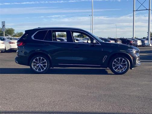 2022 BMW X5 sDrive40i