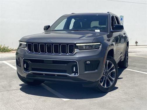 2022 Jeep Grand Cherokee Overland