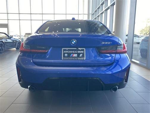 2025 BMW 330 330i Sedan
