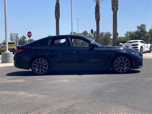 2024 BMW M440 i