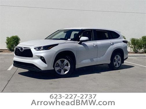 2024 Toyota Highlander LE