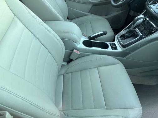 WHITE PLATINUM TRI-COAT 2013 Ford Escape SEL