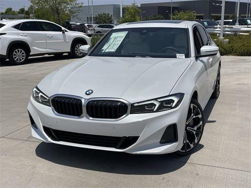 2025 BMW 330 330i Sedan
