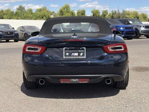 2018 FIAT 124 Spider Base