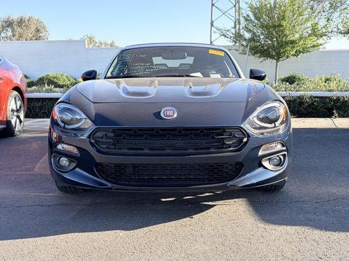 Mare Blue Metalic 2018 FIAT 124 Spider Base