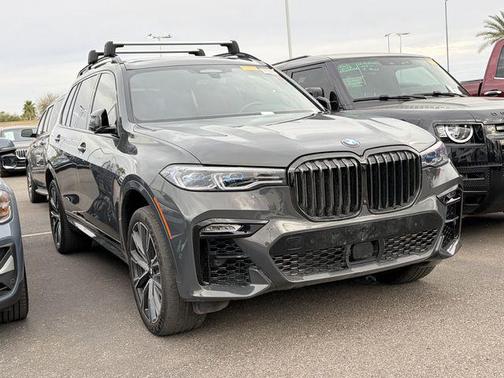 2022 BMW X7 M50i