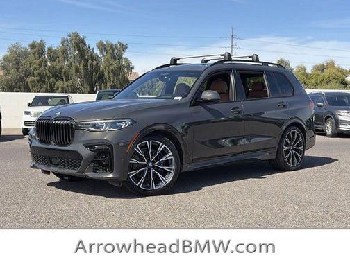 2022 BMW X7 M50i