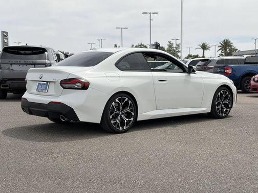 Alpine White 2026 BMW 230 230i