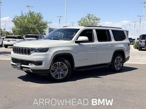 Luxury White Pearlcoat 2022 Jeep Wagoneer Series III 4x4