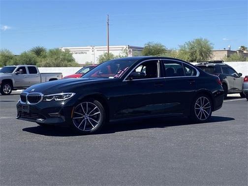 Photo 2 of 32 of 2019 BMW 330 i
