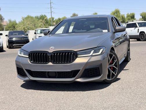Alvite Grey Metallic 2022 BMW M550 i Xdrive