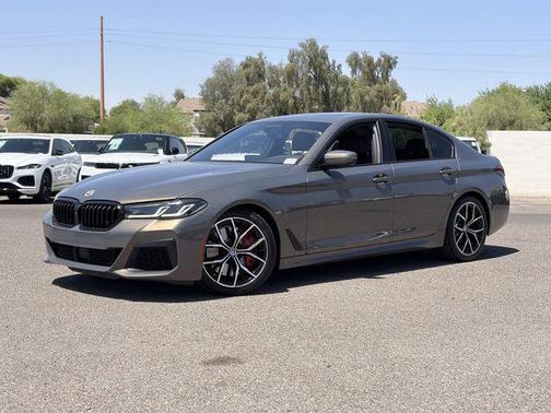 Alvite Grey Metallic 2022 BMW M550 i Xdrive