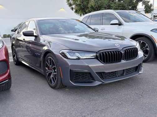 Alvite Grey Metallic 2022 BMW M550 i Xdrive