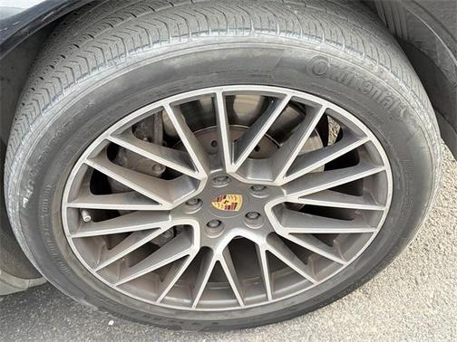 2023 Porsche Cayenne Cayenne