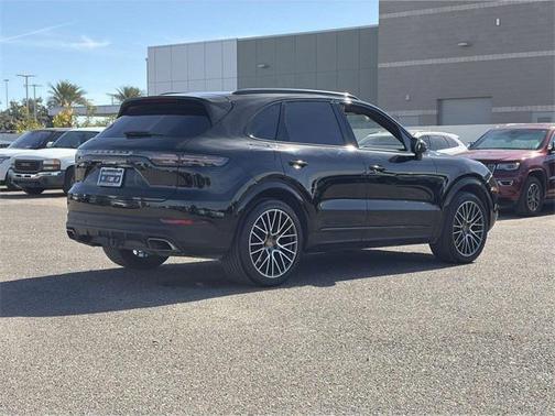 2023 Porsche Cayenne Cayenne