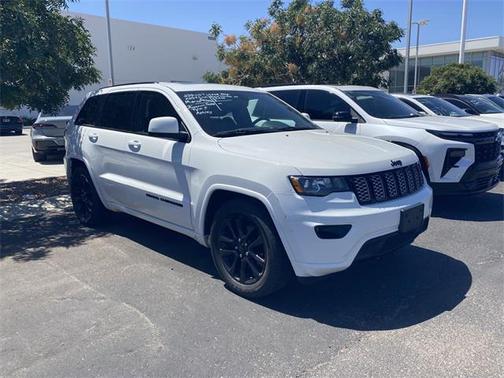 2020 Jeep Grand Cherokee Altitude
